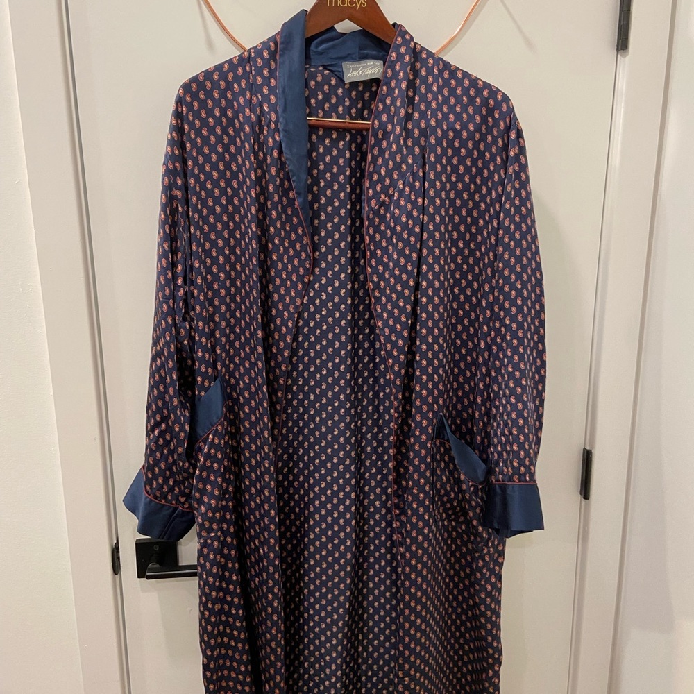 Lord & Taylor sleepware, silk robe, paisley